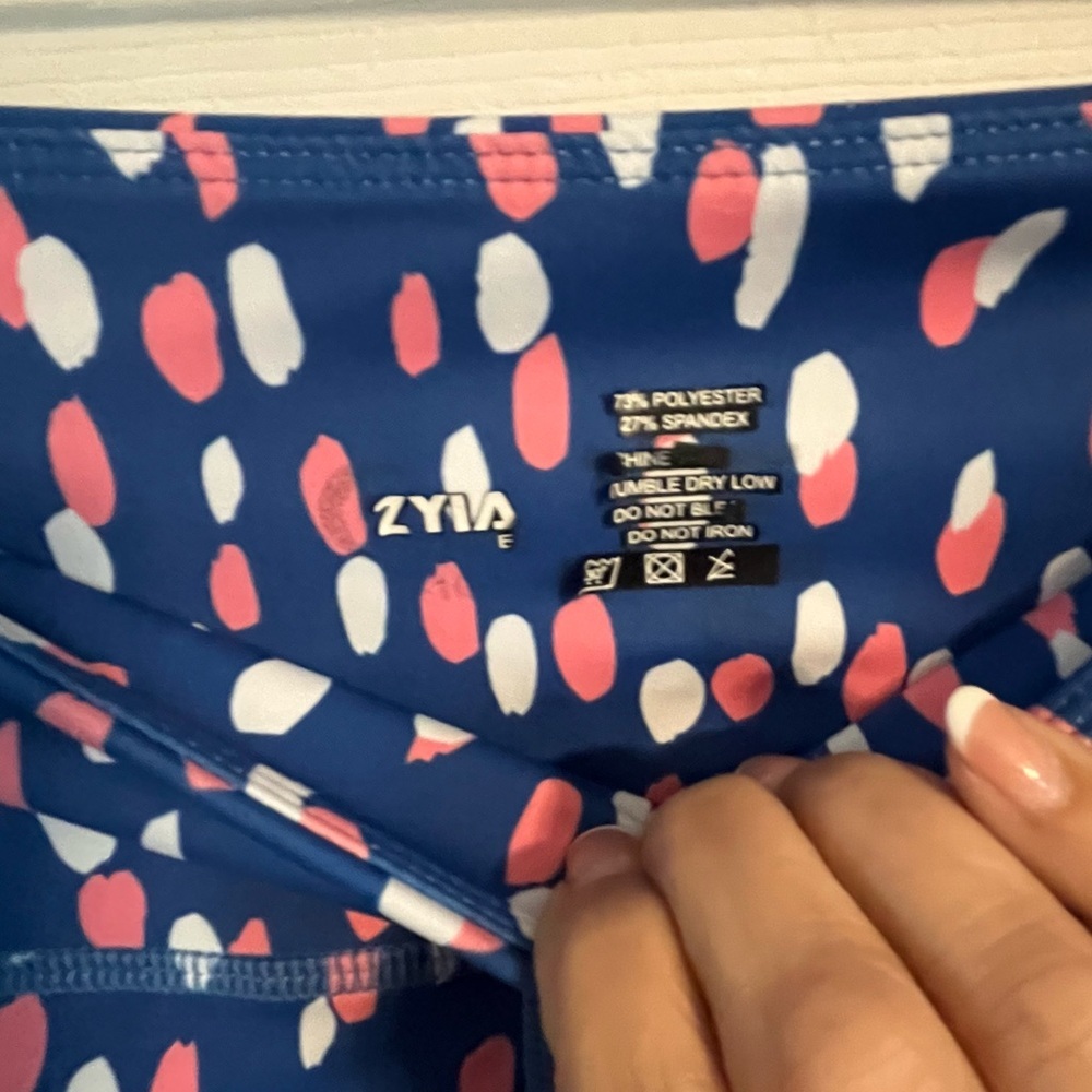 ZYIA Active Wear Leggings - Picture 5 of 5
